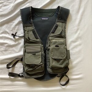 Hybrid pack fishing vest